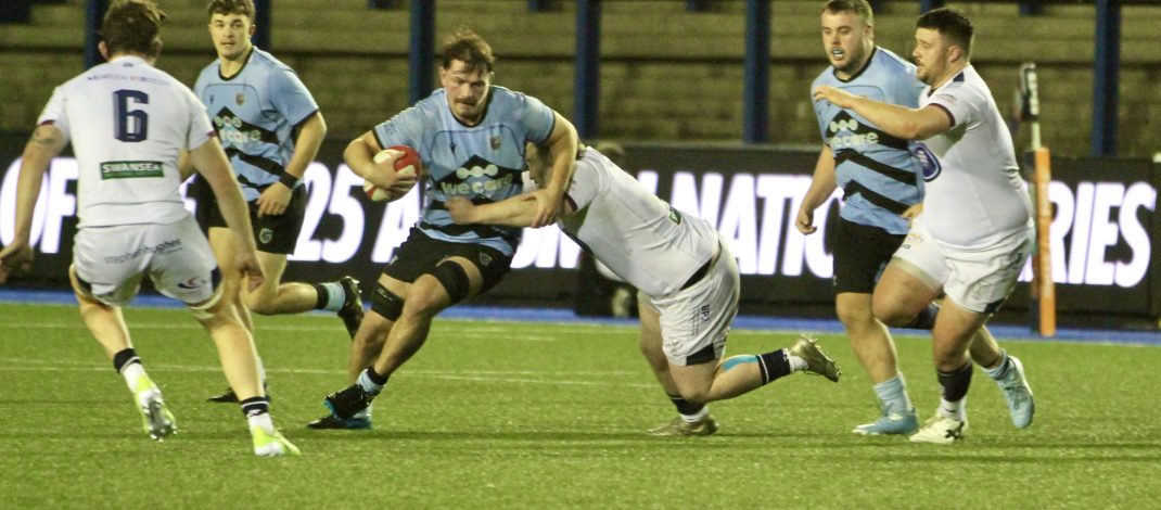 Cardiff 21 Swansea 24