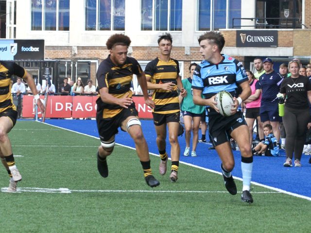 Cardiff RFC 99-7 St Albans RFC